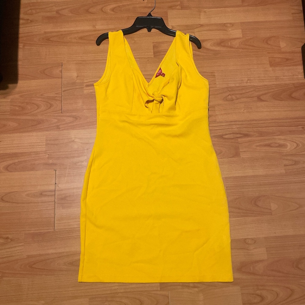 V Neck tied cut out front body dress